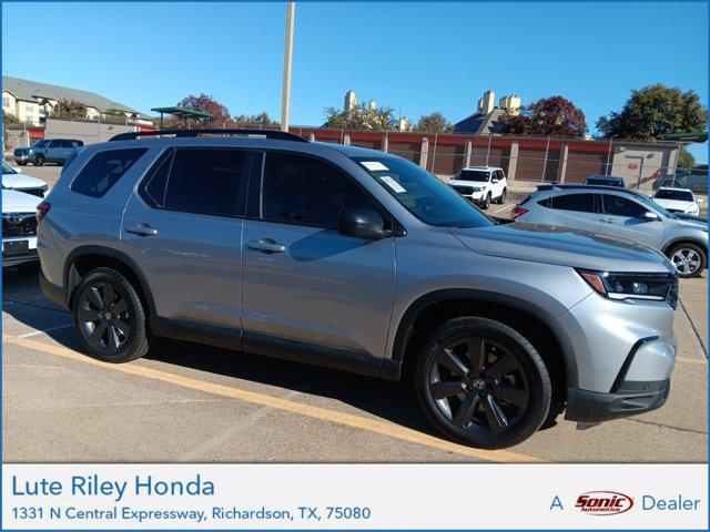 used 2025 Honda Pilot car, priced at $36,999