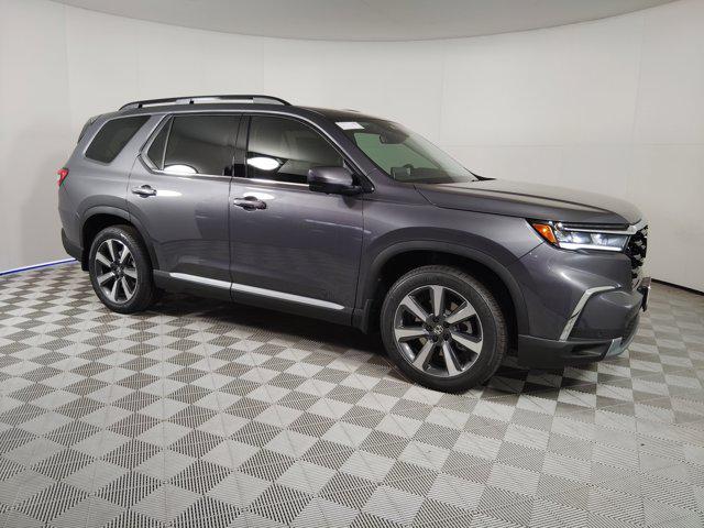 new 2025 Honda Pilot car, priced at $52,031