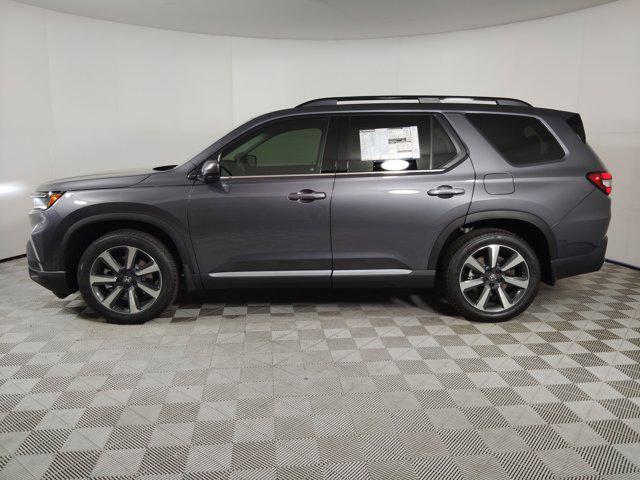 new 2025 Honda Pilot car, priced at $52,031