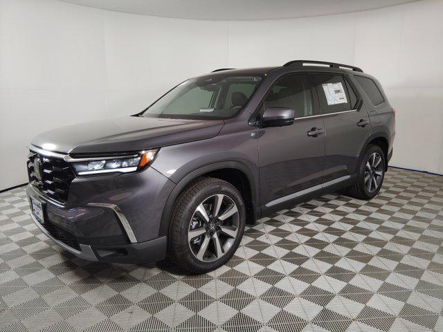 new 2025 Honda Pilot car, priced at $52,031