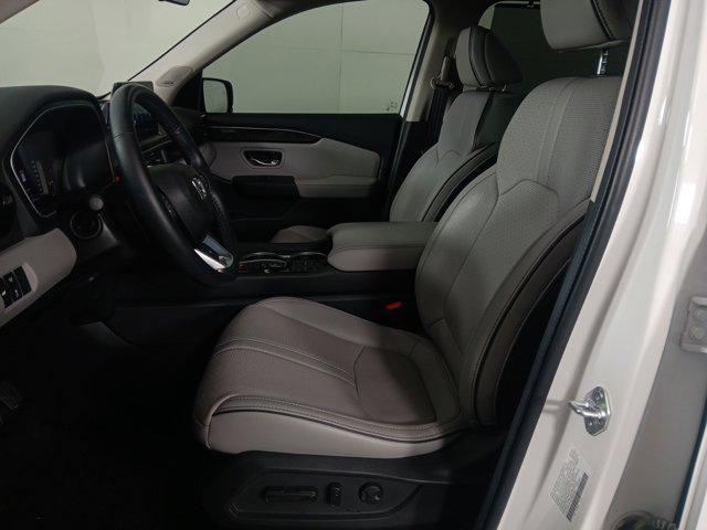 used 2024 Honda Pilot car, priced at $46,998