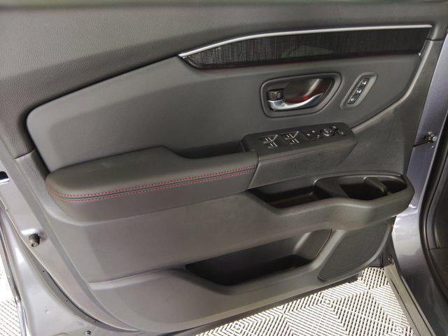 new 2025 Honda Pilot car, priced at $53,531