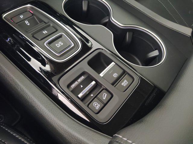 new 2025 Honda Pilot car, priced at $45,401