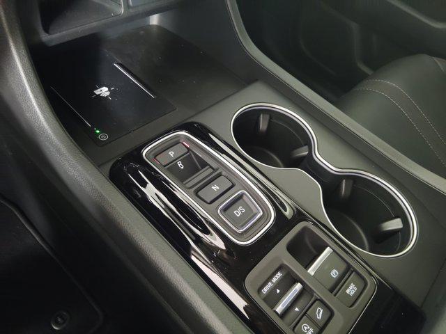 new 2025 Honda Pilot car, priced at $45,401