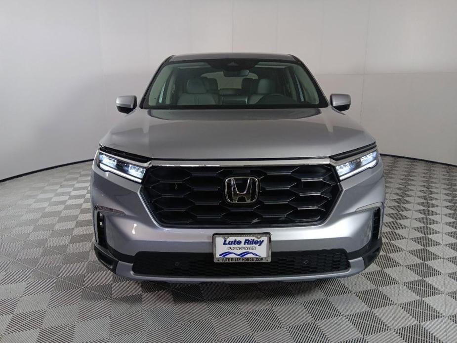 new 2025 Honda Pilot car, priced at $47,445