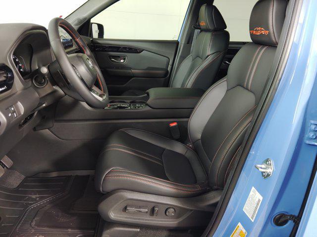 new 2025 Honda Pilot car, priced at $48,321