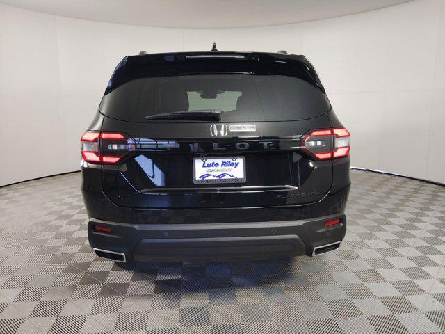 new 2025 Honda Pilot car, priced at $53,242