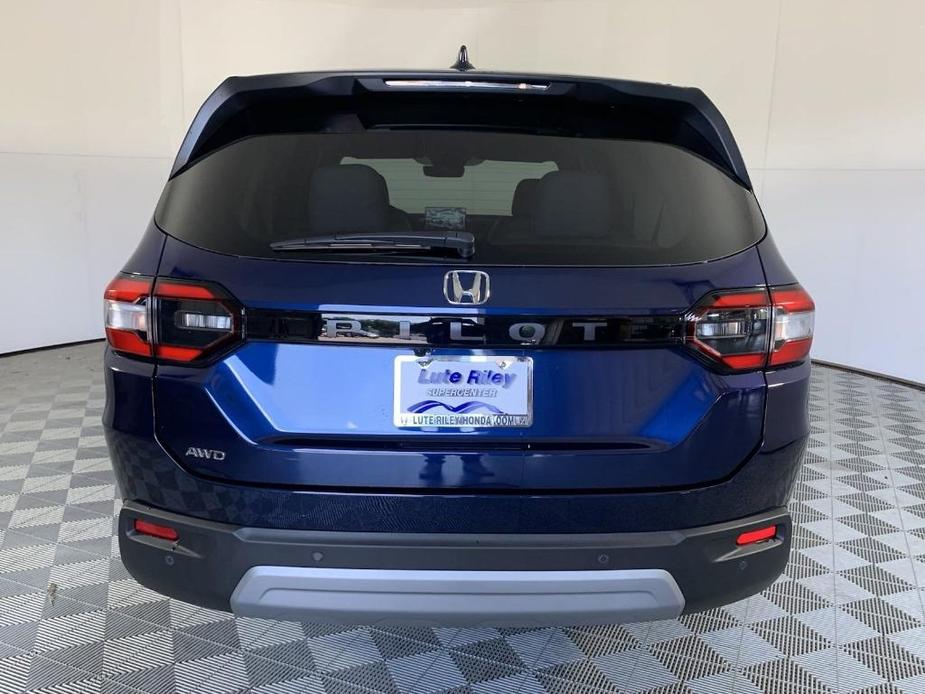 new 2025 Honda Pilot car, priced at $47,245