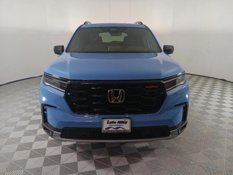 new 2025 Honda Pilot car, priced at $51,735