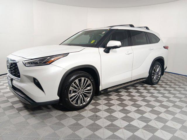 used 2022 Toyota Highlander car, priced at $41,499