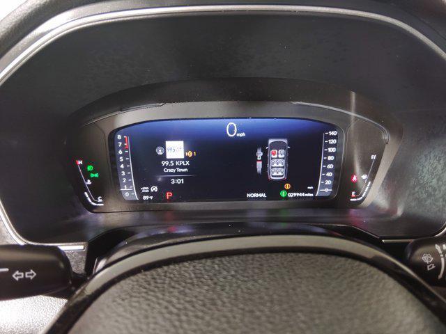 used 2025 Honda Pilot car, priced at $46,999