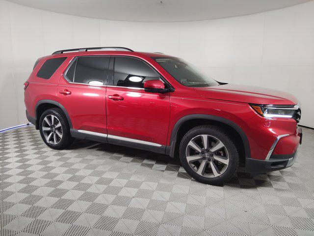 used 2025 Honda Pilot car, priced at $46,999