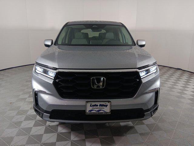 new 2025 Honda Pilot car, priced at $45,345