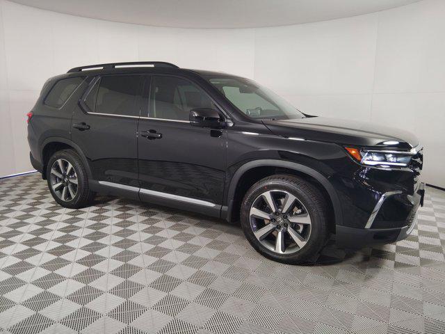 new 2025 Honda Pilot car, priced at $50,282