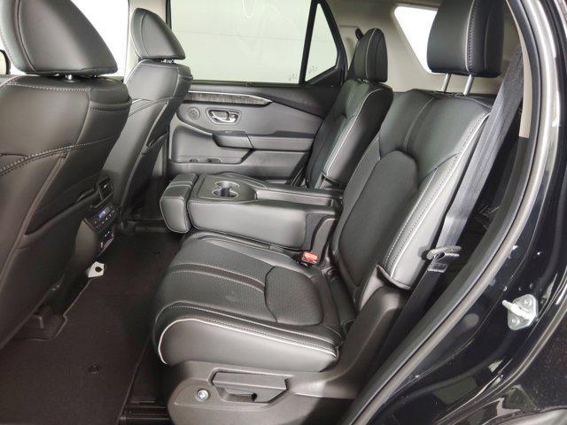 new 2025 Honda Pilot car, priced at $50,282