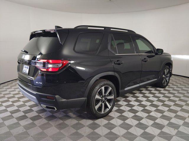 new 2025 Honda Pilot car, priced at $50,282