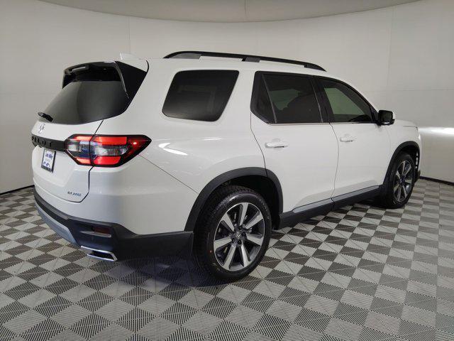 new 2025 Honda Pilot car, priced at $52,531