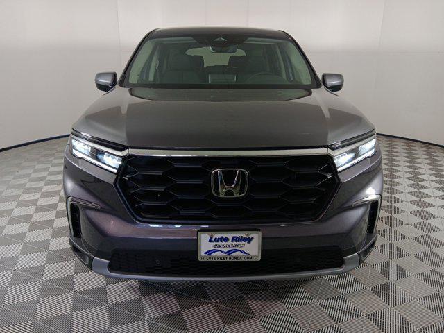 new 2025 Honda Pilot car, priced at $47,245