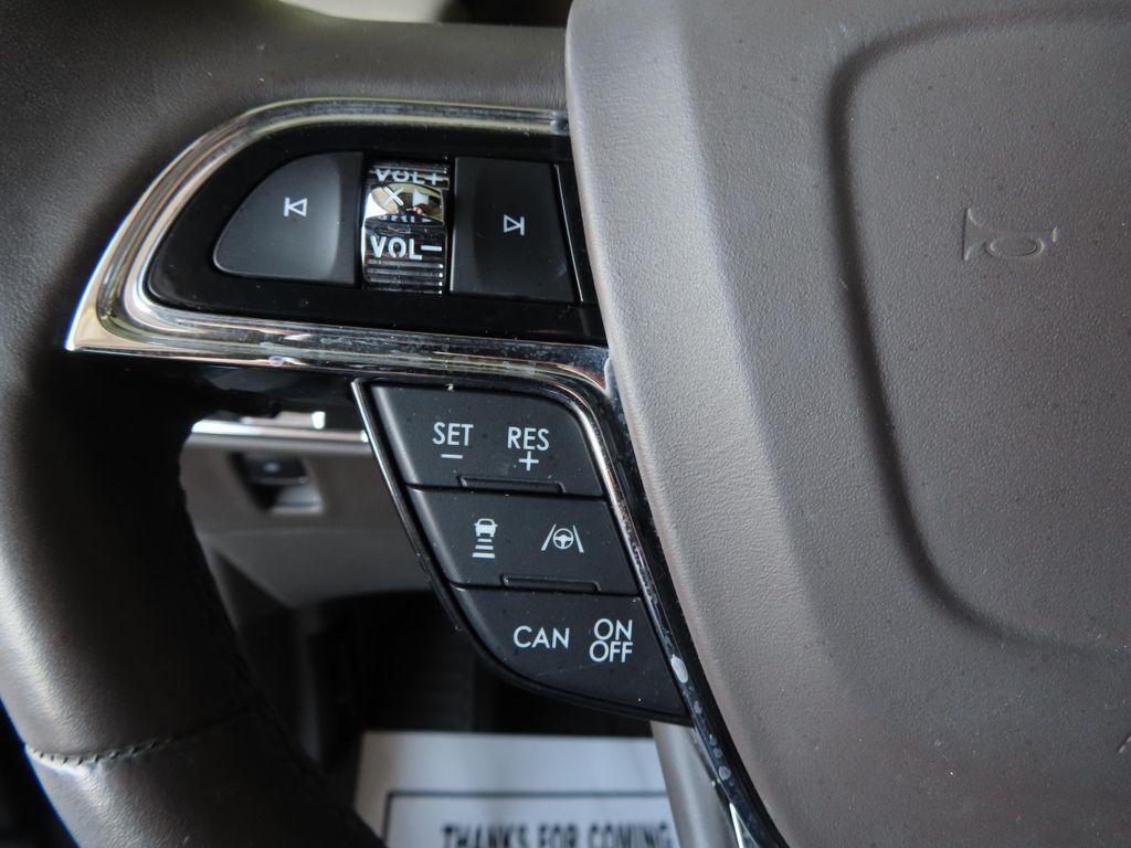used 2022 Lincoln Nautilus car, priced at $33,995