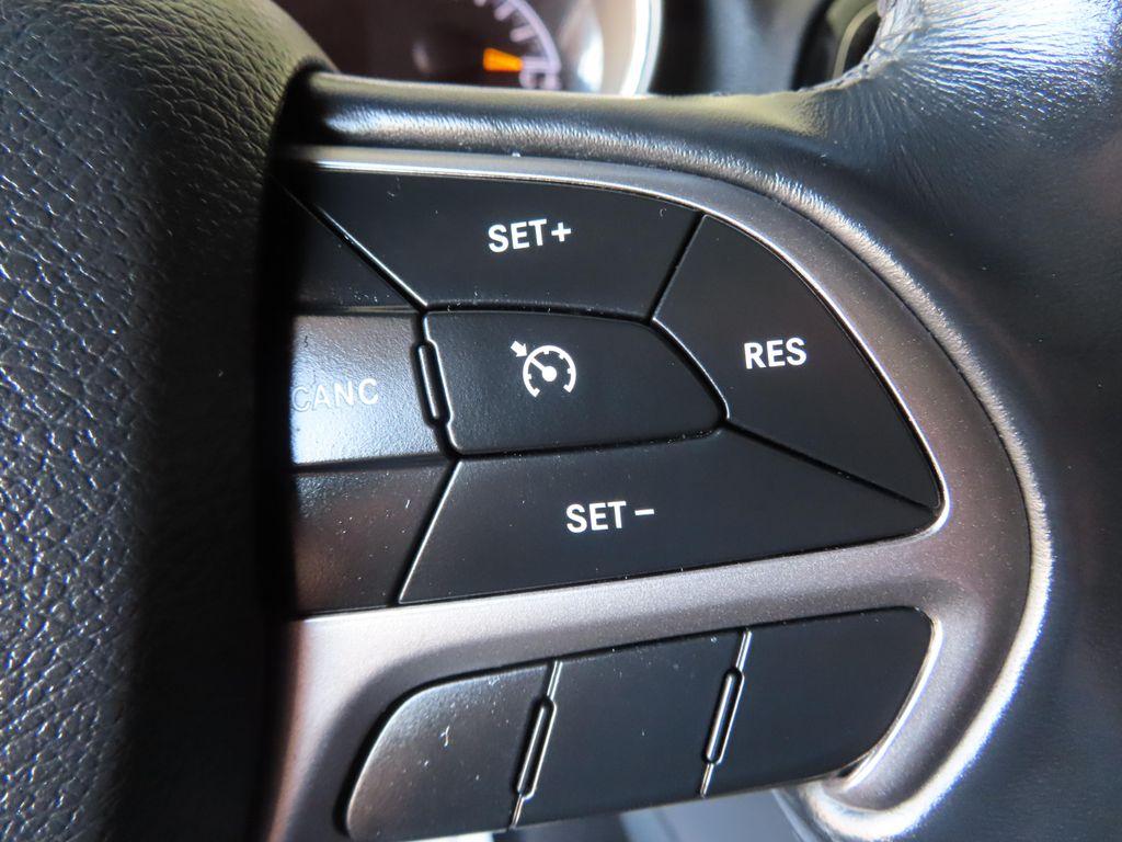 used 2020 Jeep Grand Cherokee car, priced at $22,995