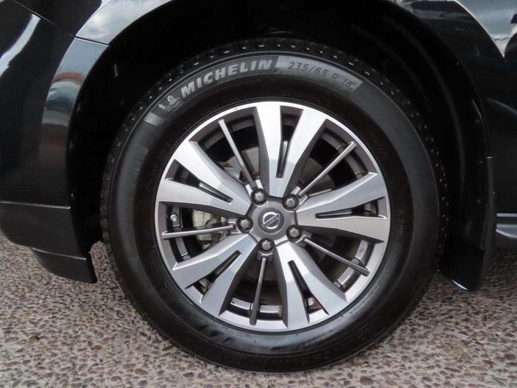 used 2018 Nissan Pathfinder car, priced at $9,995