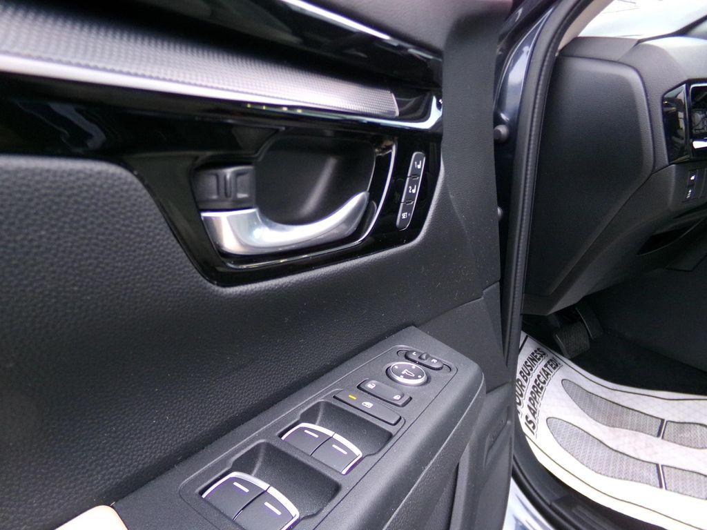 used 2023 Honda CR-V car, priced at $31,995