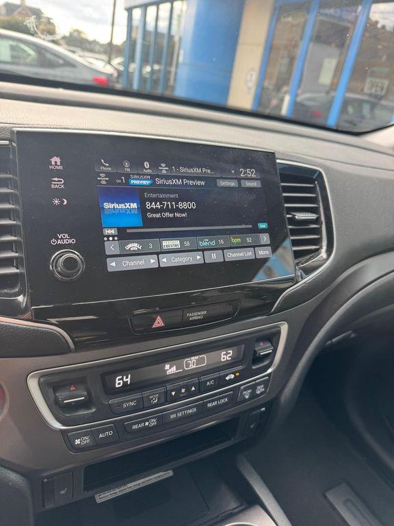 used 2022 Honda Pilot car, priced at $34,995