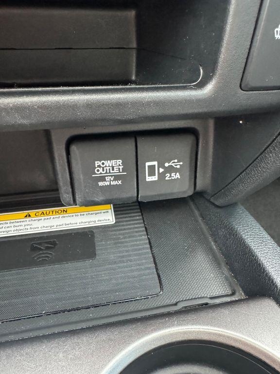 used 2022 Honda Pilot car, priced at $34,995