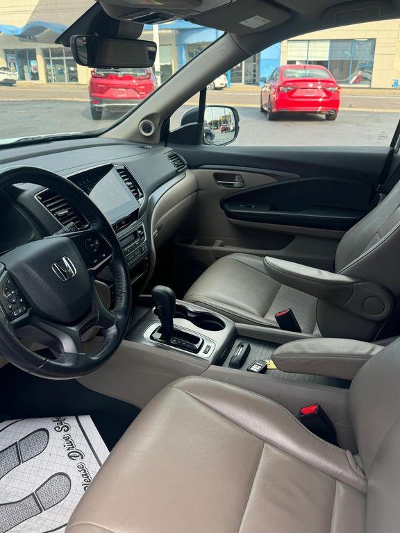 used 2020 Honda Pilot car, priced at $24,995