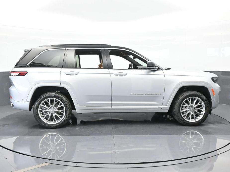 new 2024 Jeep Grand Cherokee car, priced at $52,864