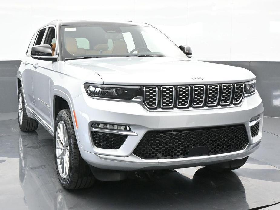 new 2024 Jeep Grand Cherokee car, priced at $52,864