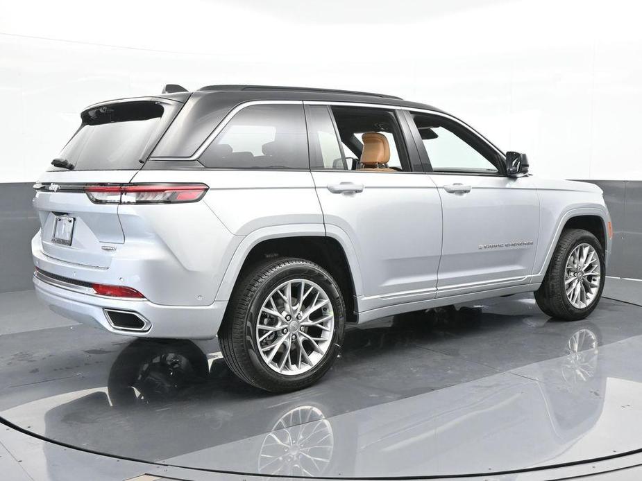 new 2024 Jeep Grand Cherokee car, priced at $52,864