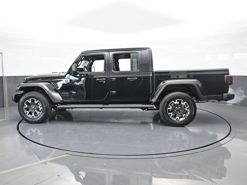 new 2025 Jeep Gladiator car