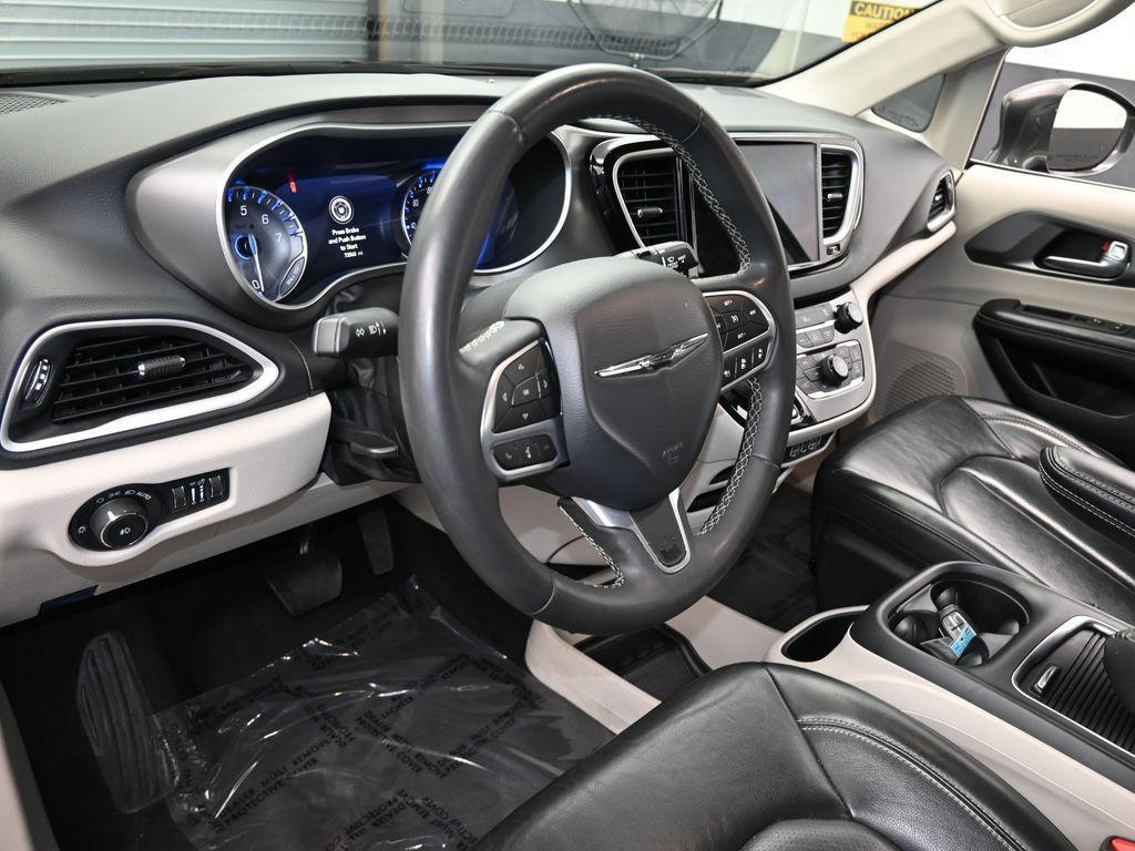 used 2022 Chrysler Pacifica car, priced at $17,537