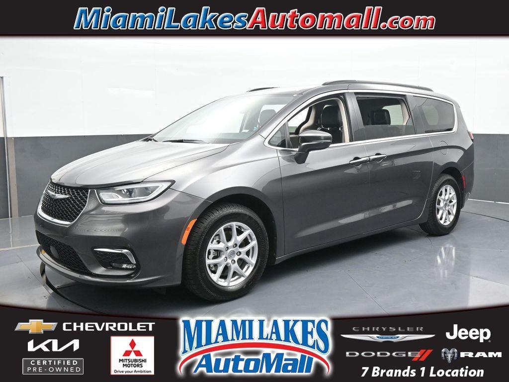 used 2022 Chrysler Pacifica car, priced at $17,537
