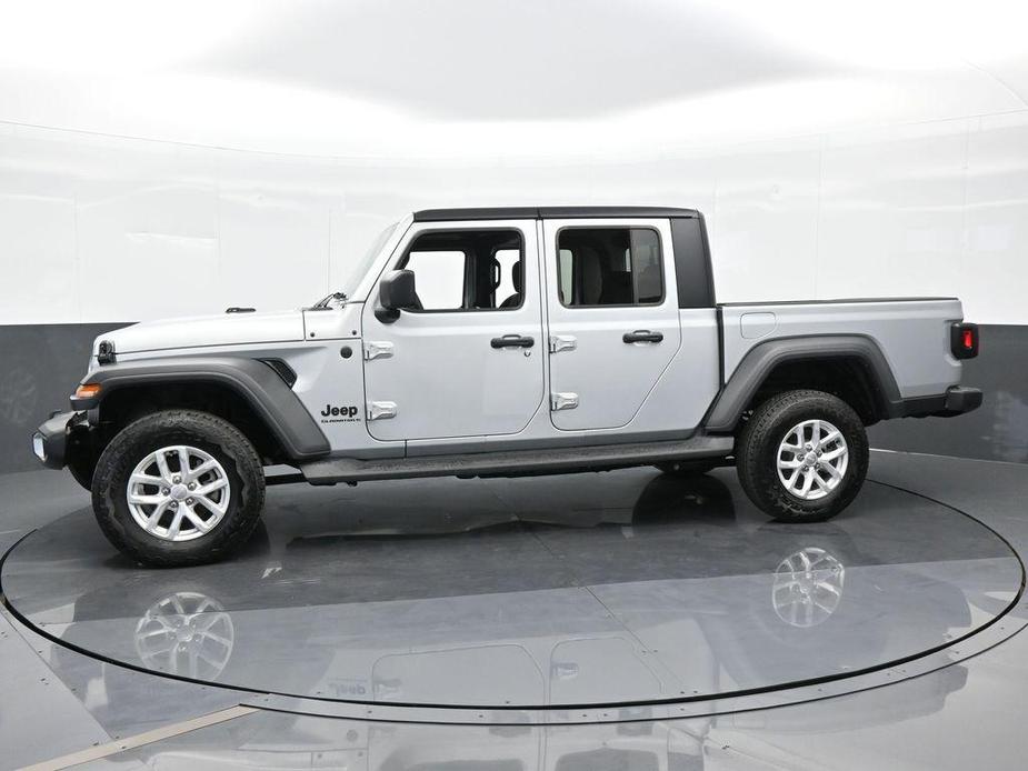 used 2023 Jeep Gladiator car, priced at $42,495