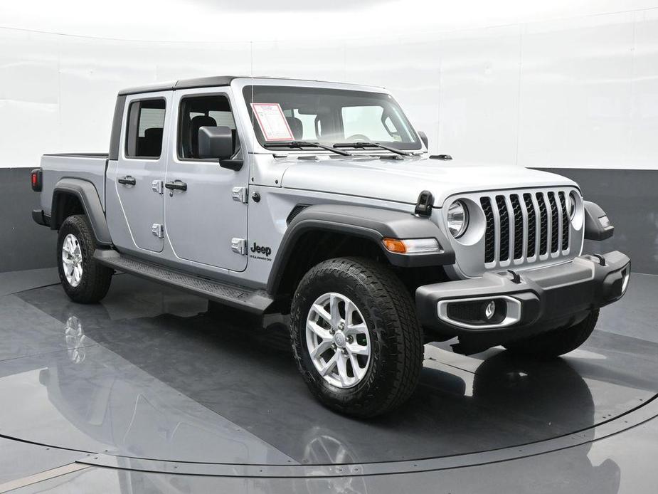 used 2023 Jeep Gladiator car, priced at $42,495