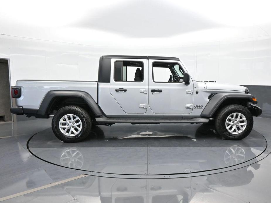 used 2023 Jeep Gladiator car, priced at $42,495