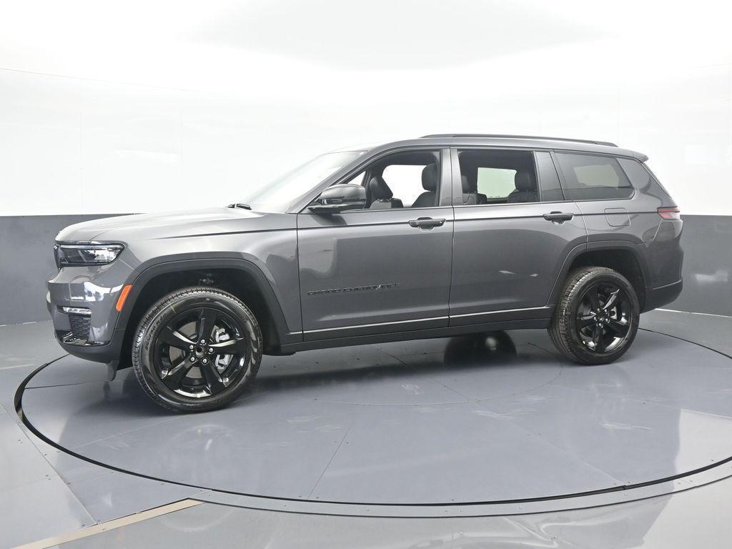new 2025 Jeep Grand Cherokee L car