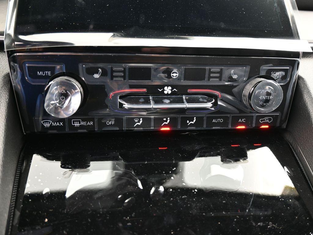 new 2025 Jeep Grand Cherokee L car