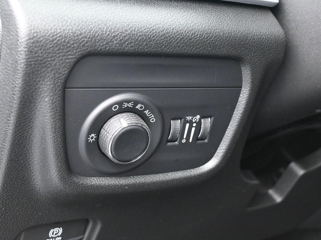 new 2025 Jeep Grand Cherokee car