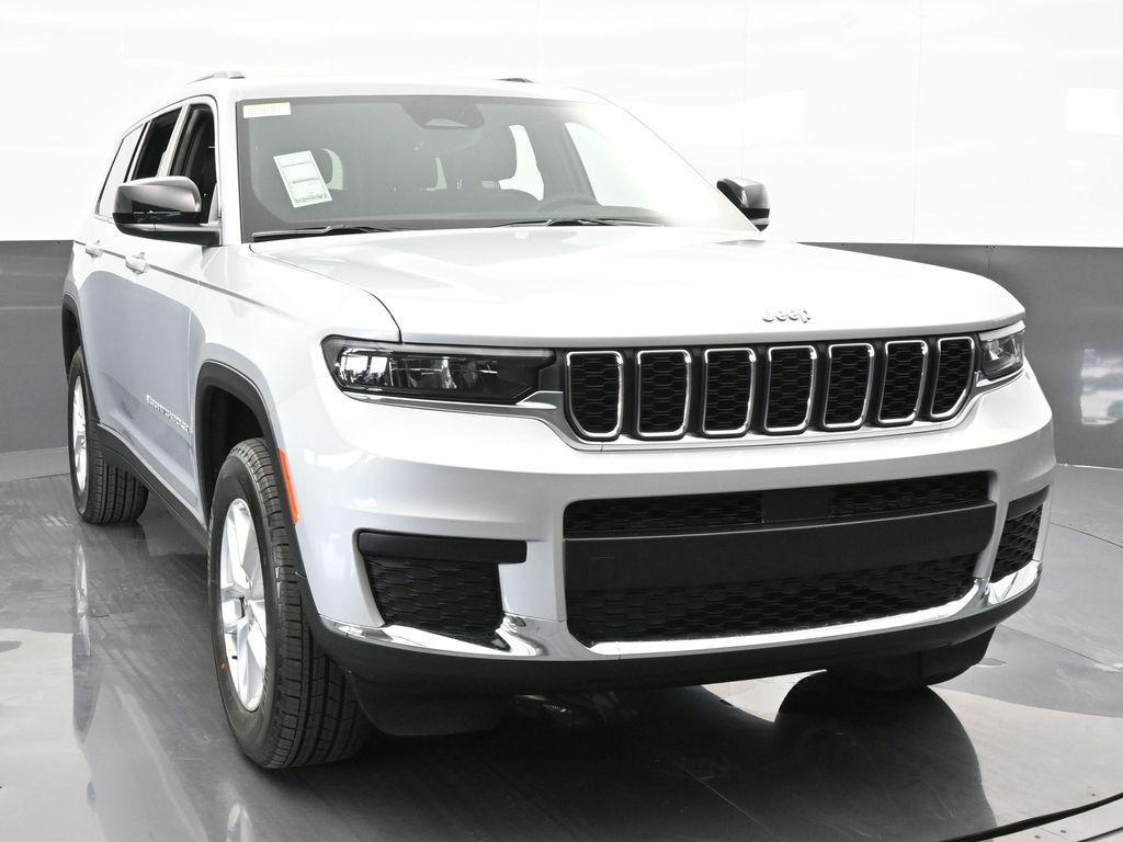 new 2024 Jeep Grand Cherokee L car, priced at $34,659