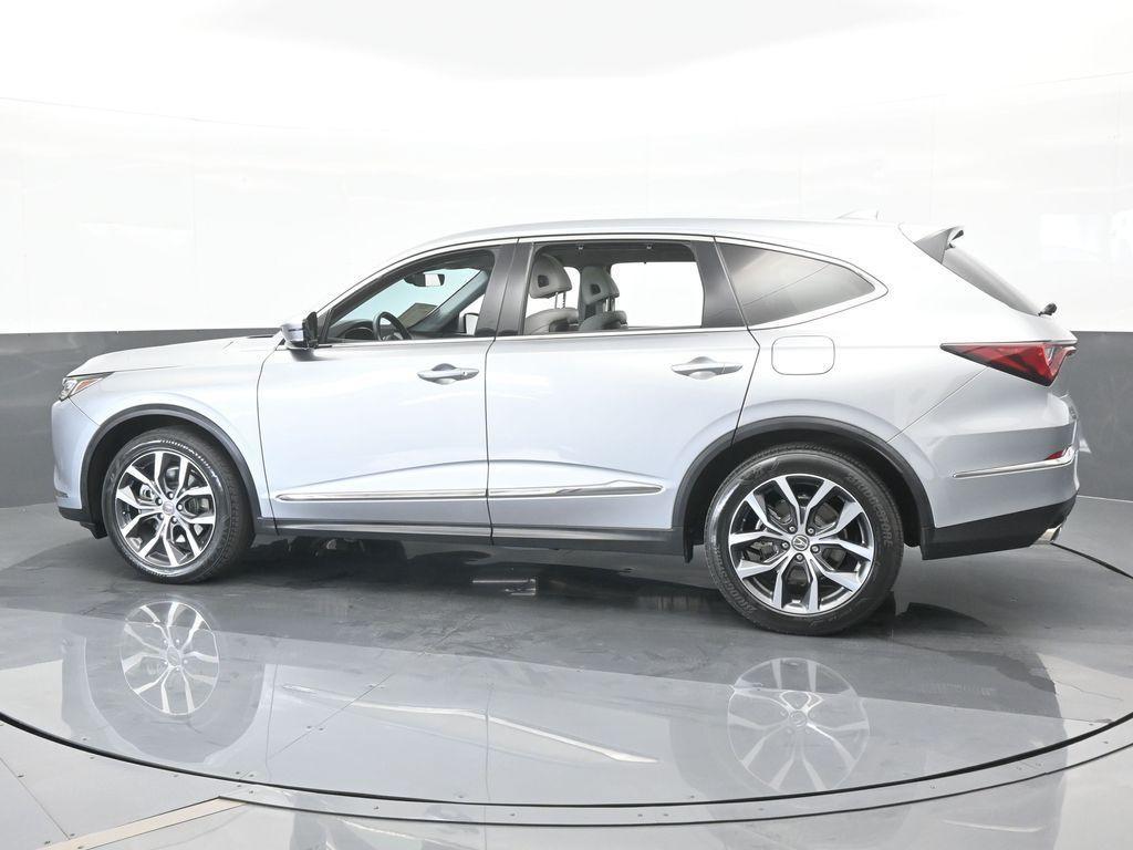 used 2022 Acura MDX car, priced at $34,311