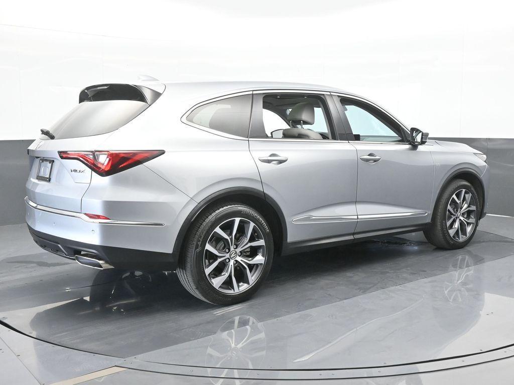 used 2022 Acura MDX car, priced at $34,311