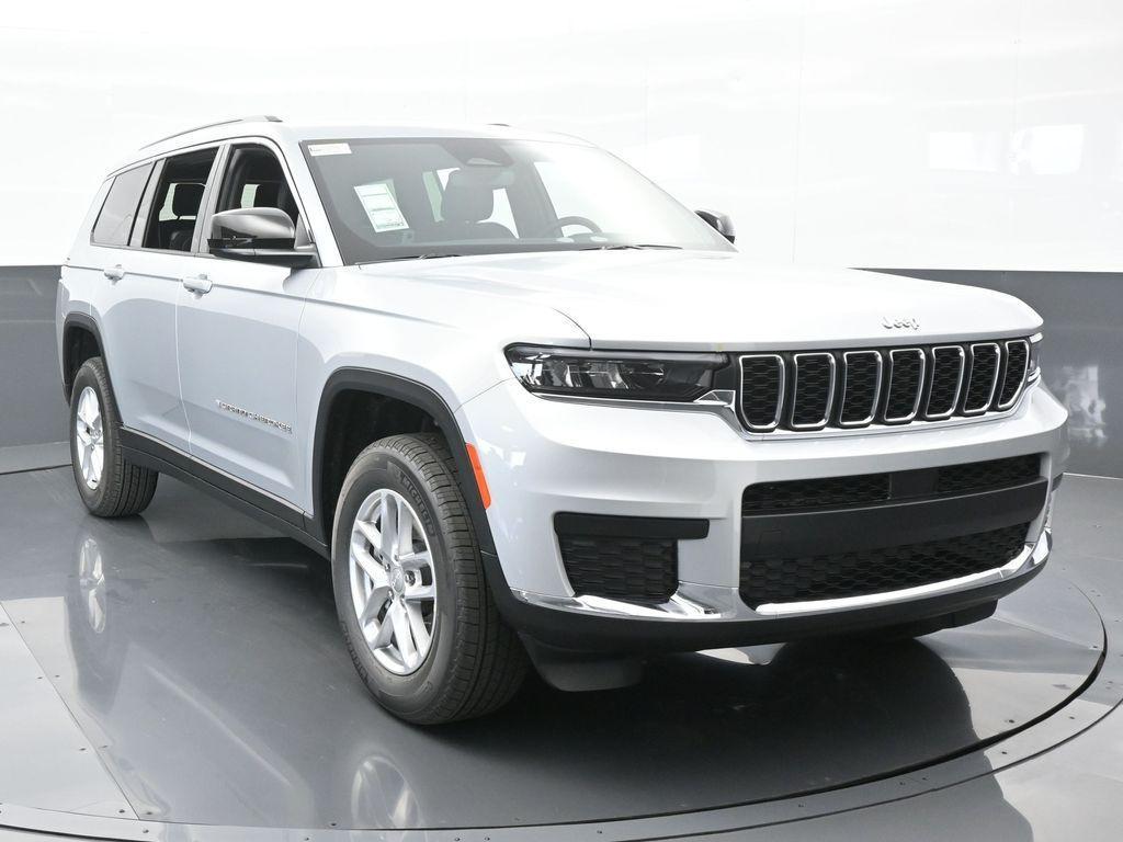 new 2024 Jeep Grand Cherokee L car, priced at $43,325
