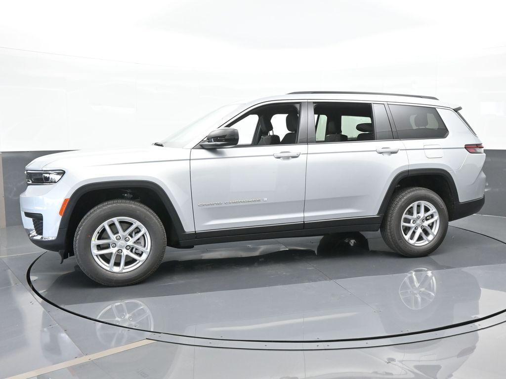 new 2024 Jeep Grand Cherokee L car, priced at $43,325