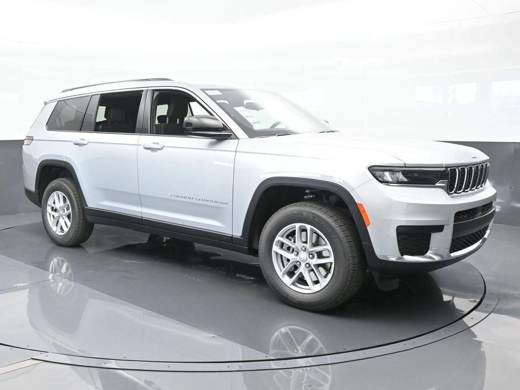 new 2024 Jeep Grand Cherokee L car, priced at $43,325