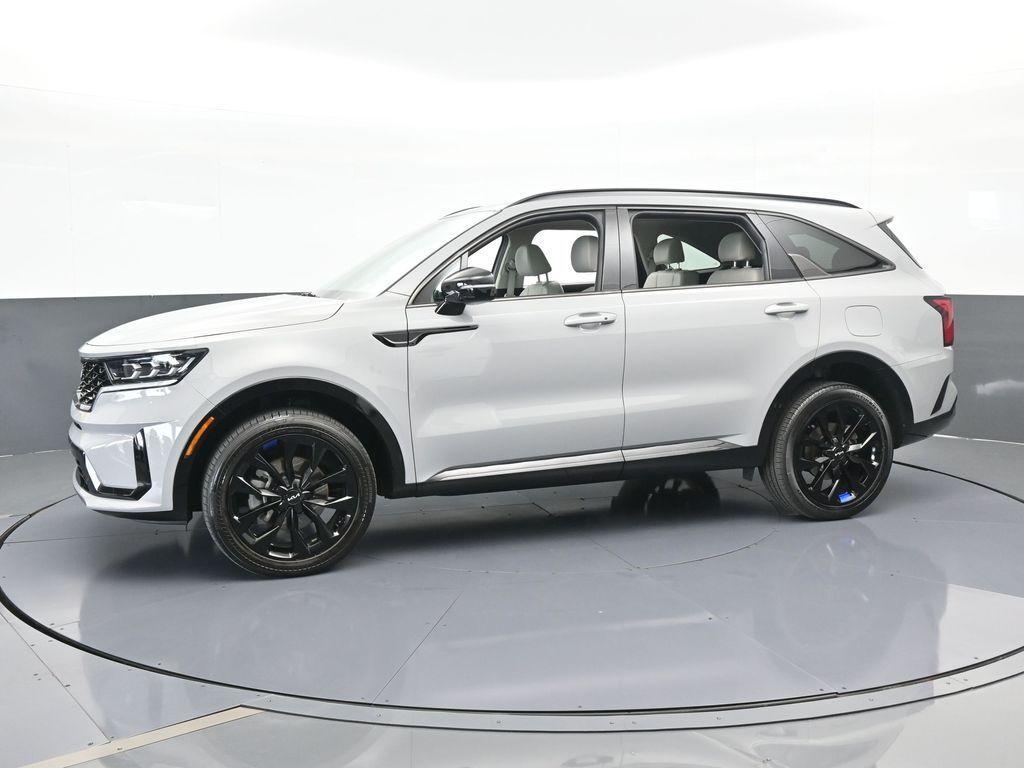 used 2023 Kia Sorento car, priced at $32,329