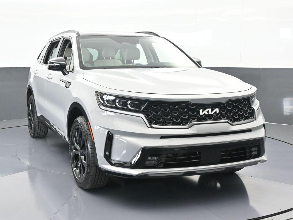 used 2023 Kia Sorento car, priced at $32,329