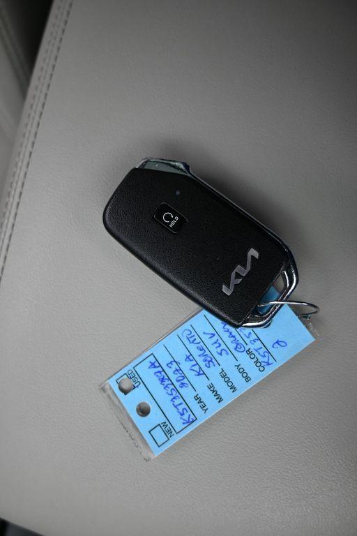 used 2023 Kia Sorento car, priced at $32,329